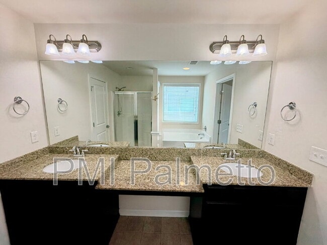 Building Photo - 141 Hay Meadow Ln