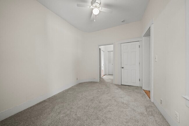 Building Photo - 99 Montvale Ave