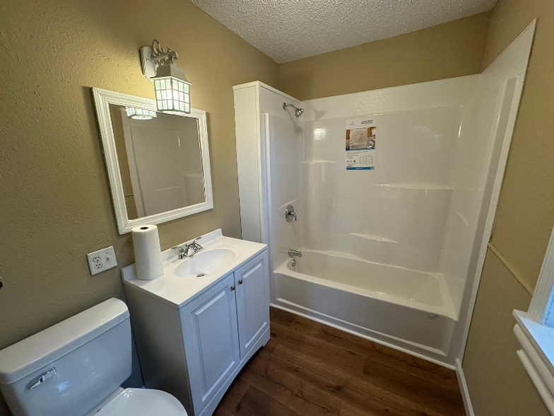 Building Photo - 3504 Fly Rd