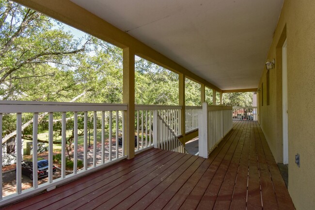 Building Photo - 2BR/2BA Upstairs Condo in Haile Village Ce...