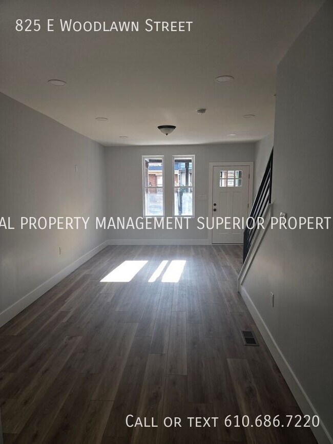 Building Photo - 825 E Woodlawn St