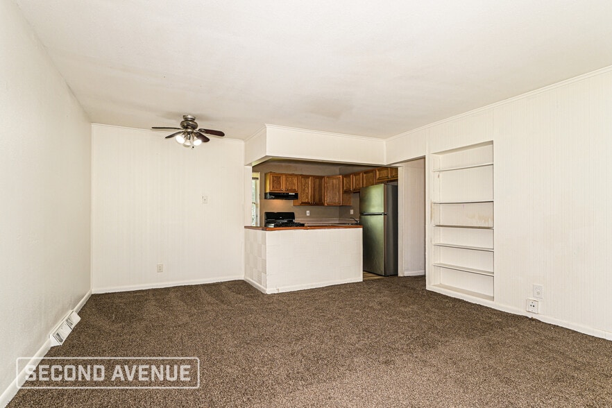 Building Photo - 9743 Edgefield Dr