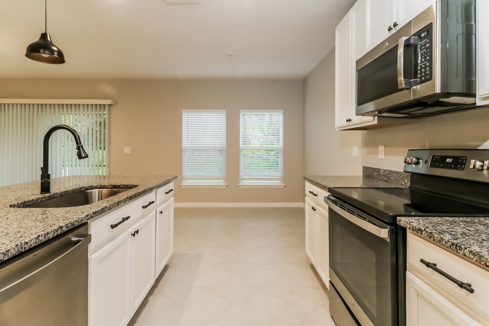Building Photo - 18588 Hunters Meadow Walk