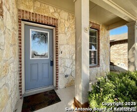 Building Photo - 6811 Karnes Leaf