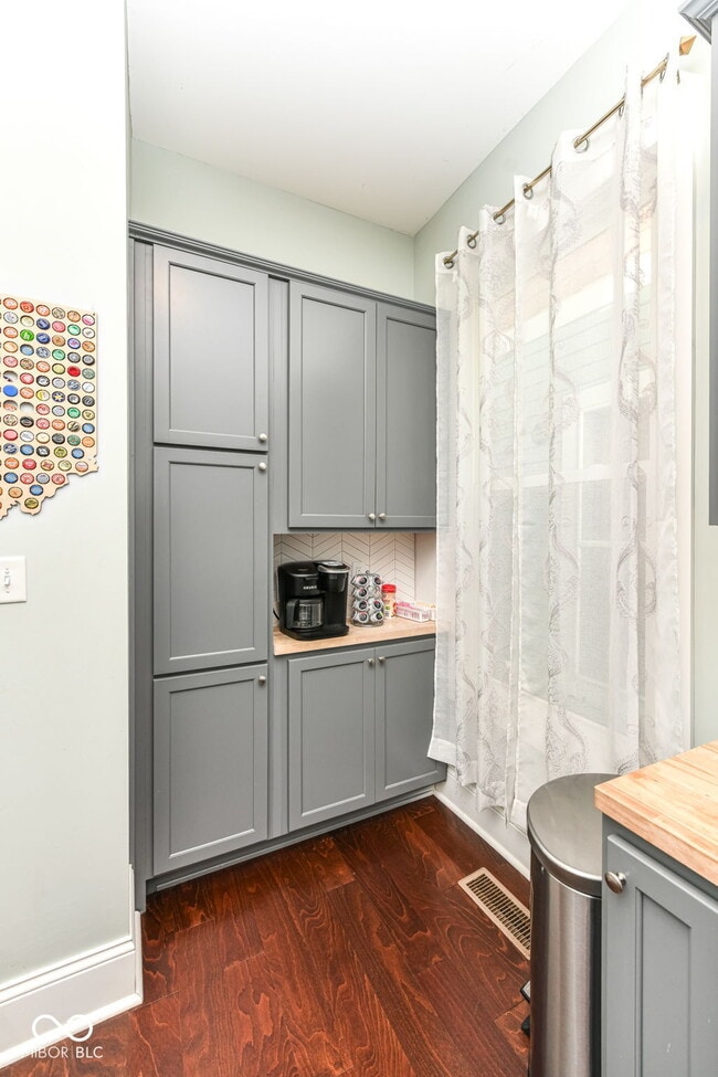 Building Photo - 1244 S Talbott St