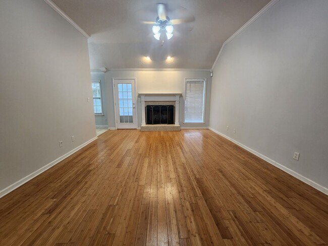 Building Photo - Southern Charm and Modern Comforts Await in this Exquisite Valdosta Home