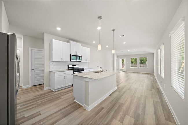 Building Photo - 5707 Madden Ln
