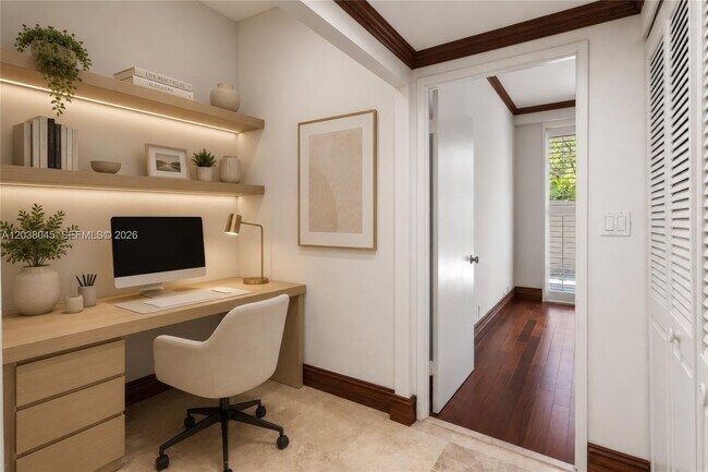 Building Photo - 251 Crandon Blvd