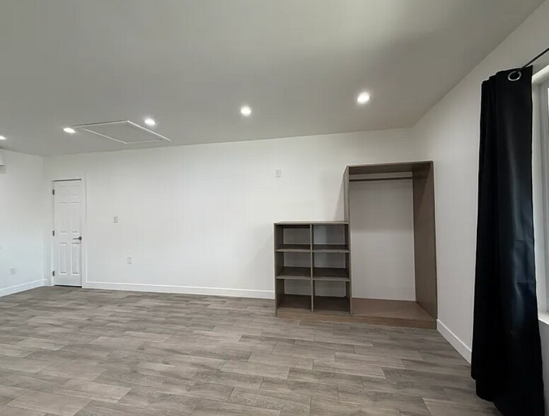 Building Photo - 8241 Shoup Ave