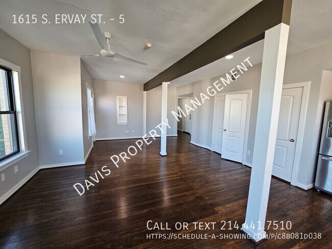 Building Photo - 1615 S Ervay St