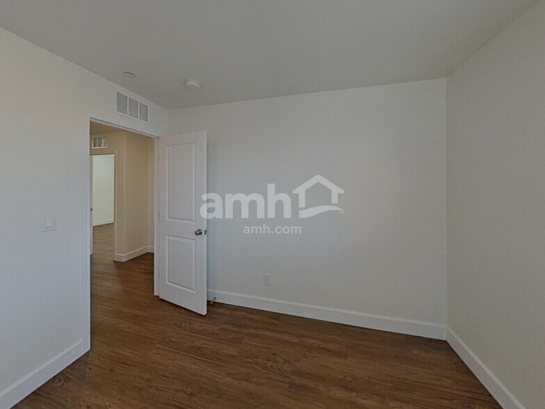 Building Photo - 96 Cabaletta Ln