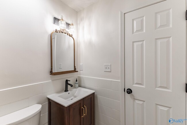 Building Photo - 171 Waters Edge Ln