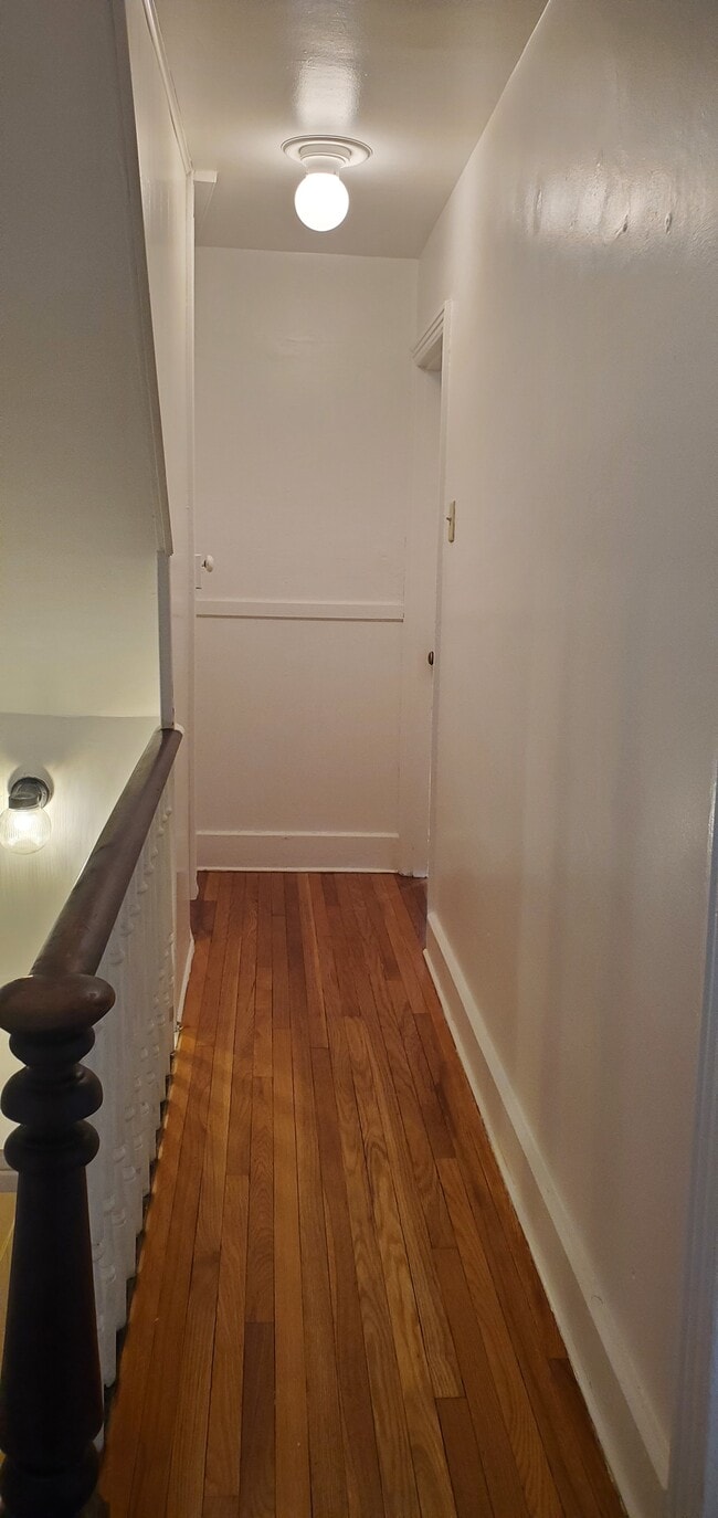 Building Photo - 720 High St