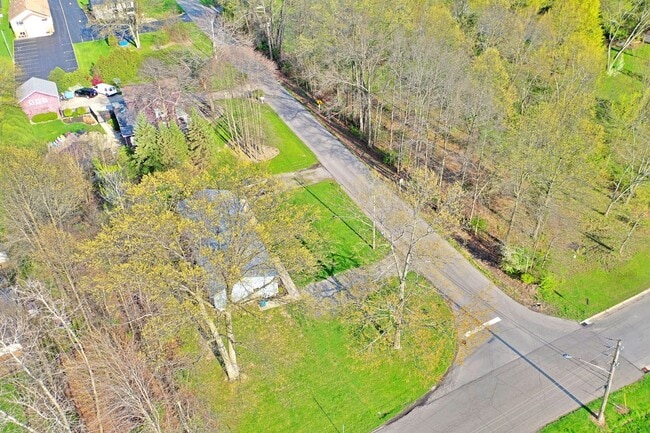 Building Photo - Joslynn Properties LLC-8315 &amp; 8317