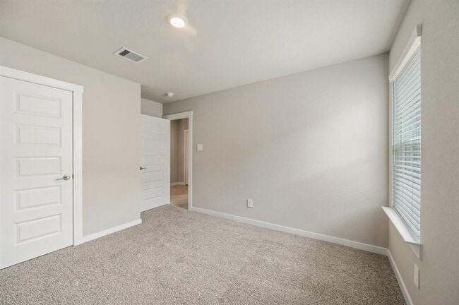 Building Photo - 29422 Pikes Peak Dr