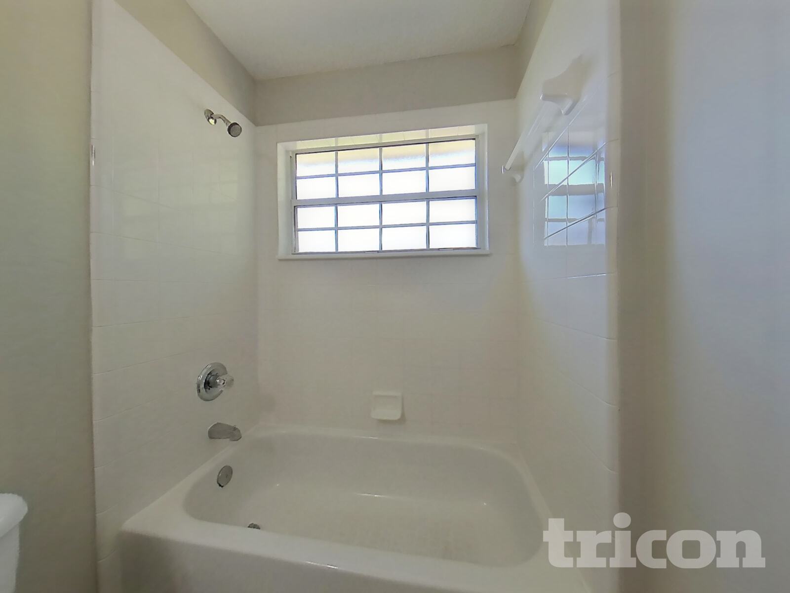 Building Photo - 11329 Hartland Rd