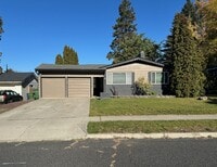 Building Photo - Northwest Area 3 Bedroom 2 Bath Rancher