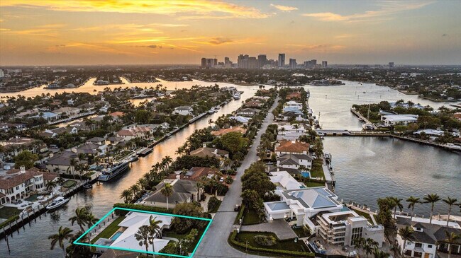 Building Photo - 40 Isla Bahia Dr