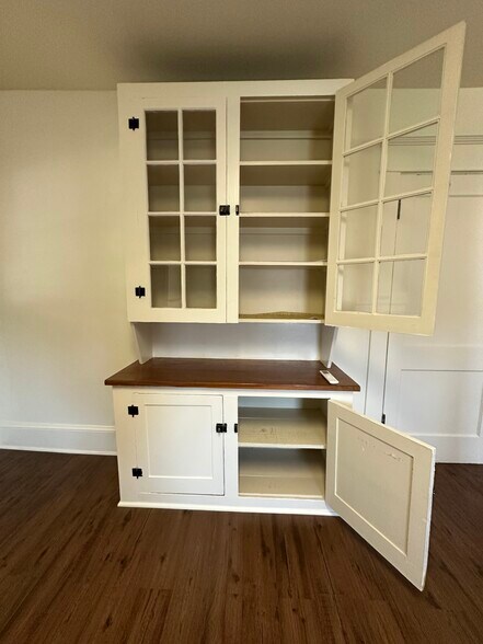 built in cabinent - 21 N Braddock St