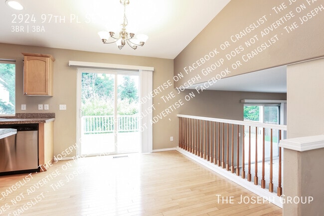 Building Photo - 2924 97th Pl SE