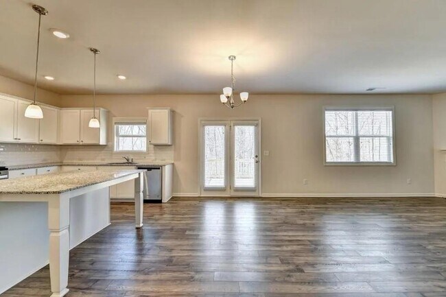 Building Photo - 162 Valimar Dr