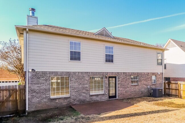 Building Photo - 2786 Breezy Ridge Trail