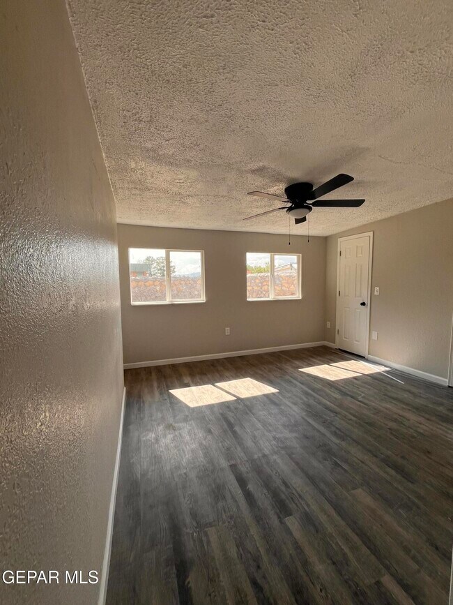 Building Photo - 2325 Ken Venturi Ln