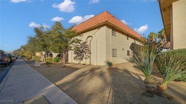 Building Photo - 1624 Cordoba Ln