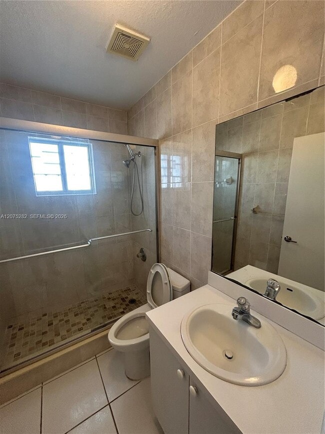 Building Photo - 2421 NW 99th Terrace