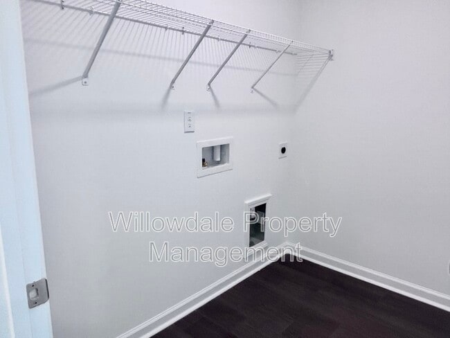 Building Photo - 400 Red Mangrove Dr