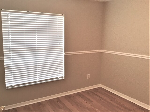 Building Photo - 11732 Crescent Pines Blvd