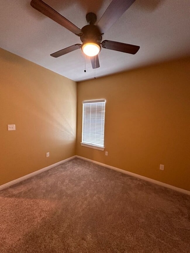 Building Photo - Beautiful home in Lorena ISD