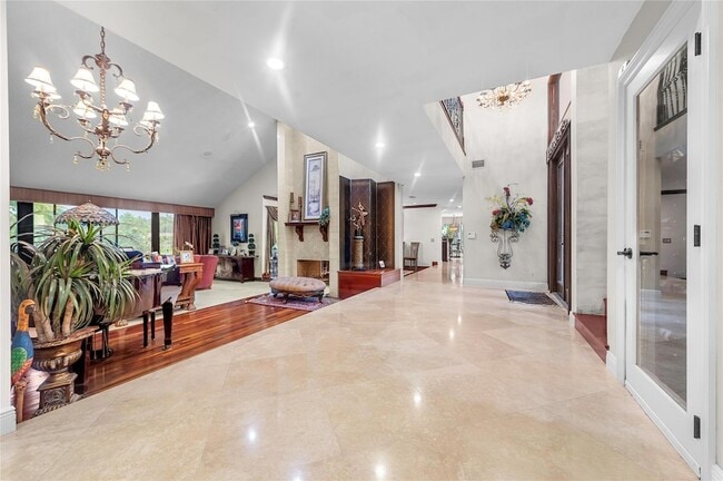 Building Photo - 10111 Vestal Ct
