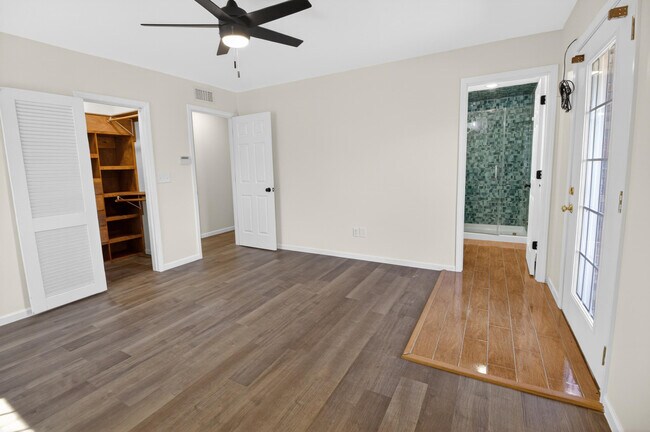 Building Photo - 1022 Queen Ann Dr