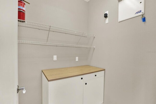 Building Photo - 20118 Bay Cedar Ave