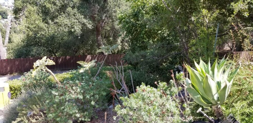 Building Photo - 4329 Ensenada Dr