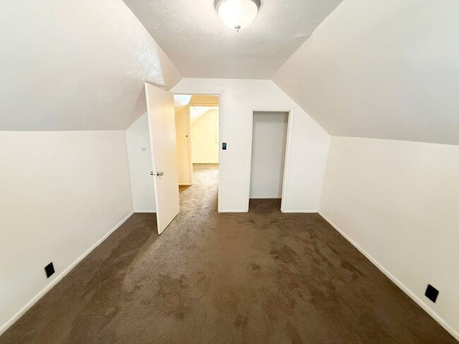 Building Photo - 4212 Wetzel Ave