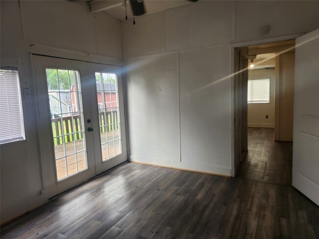 Building Photo - 4439 13th St