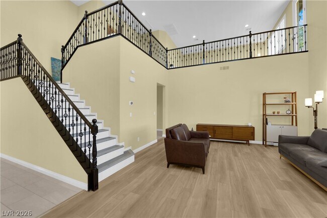 Building Photo - 608 Highland Bluff Way