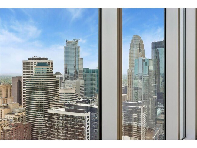 Building Photo - 255 Hennepin Ave