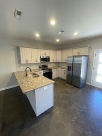 Building Photo - Cedar City Townhomes