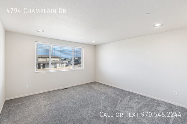 Building Photo - 4794 Champlain Dr