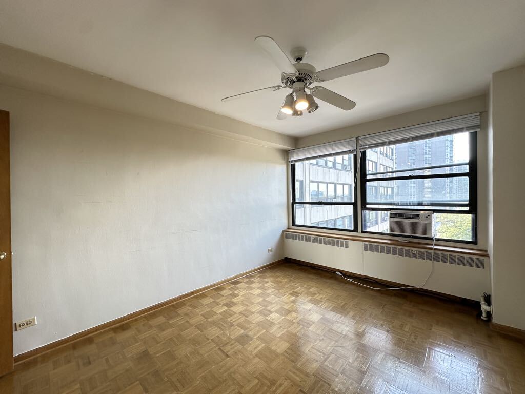 Building Photo - 4180 N Marine Dr