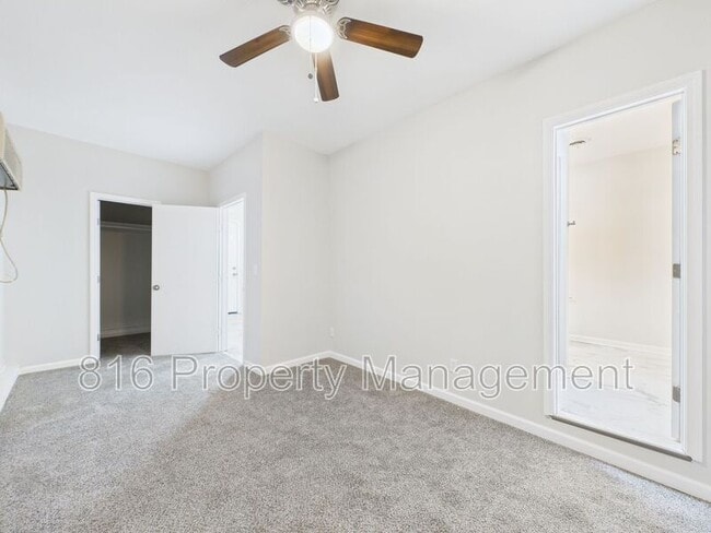 Building Photo - 5725 Blue Ridge Blvd