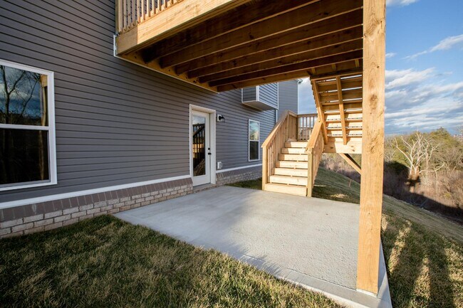 Building Photo - 928 Camden Ct