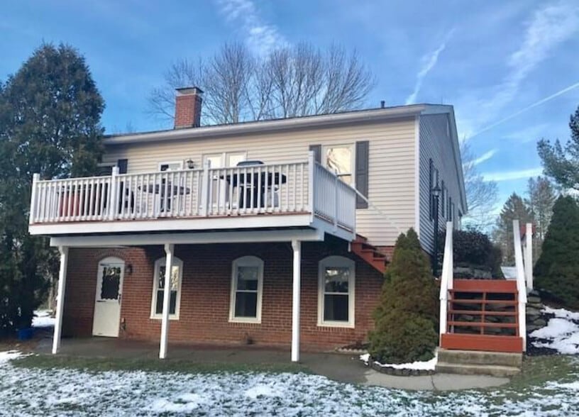 Basement suite - 7 Gendron Rd