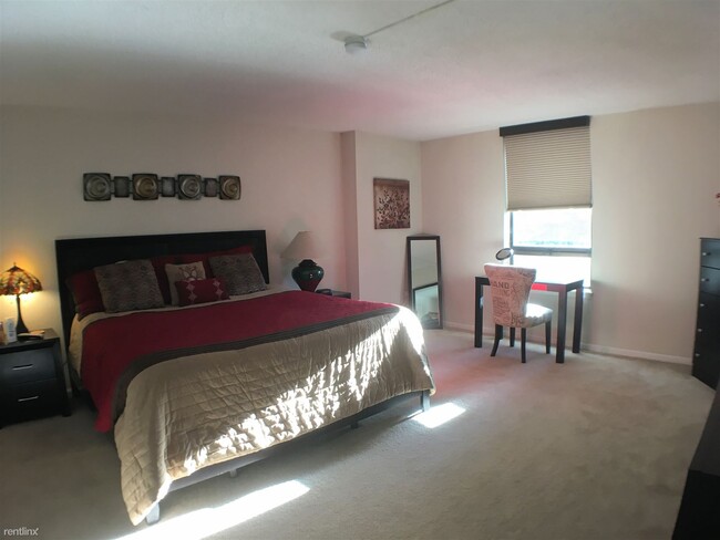 Building Photo - 1 br, 1 bath Condo - 1020 15th Street 3A