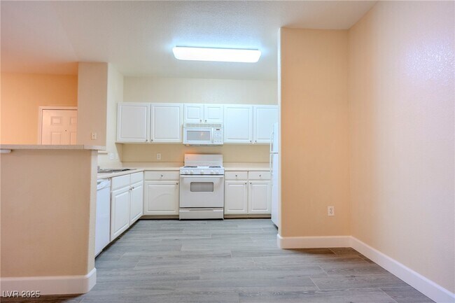 Building Photo - 9000 S Las Vegas Blvd