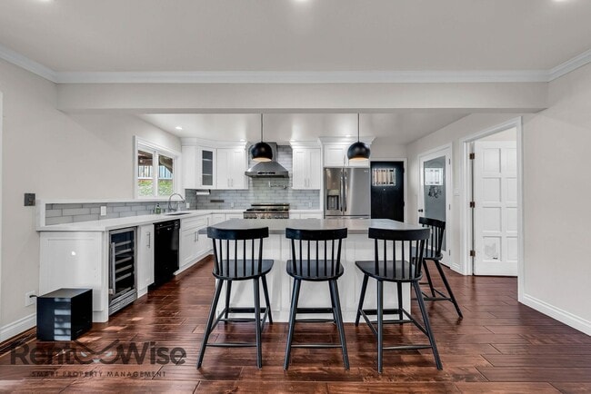 Building Photo - 1951 Heath Dr