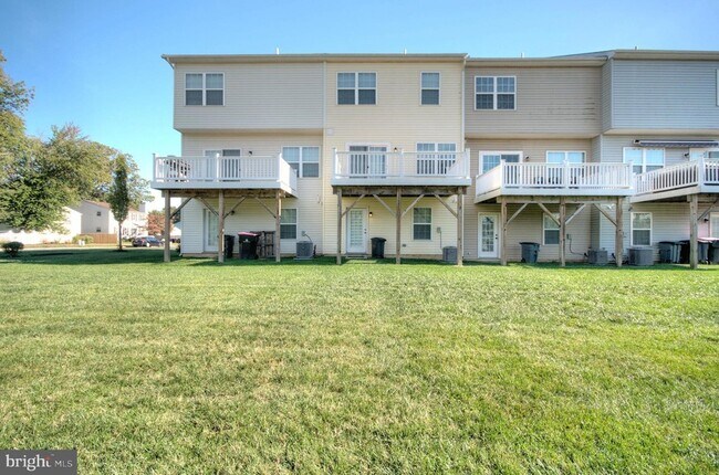 Building Photo - 58 Iron Gate Rd